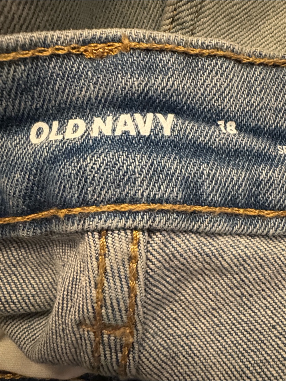 Old Navy High-Rise O.G. Loose Light Blue Straight-Leg Jeans - Picture 5 of 13